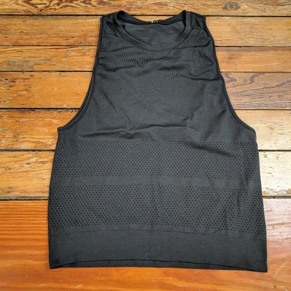 Lululemon black workout tank